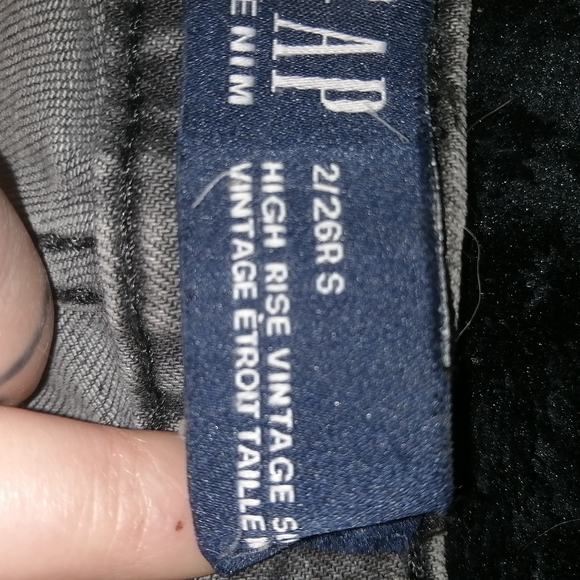 Gap soft gray distressed jeans - Picture 6 of 8